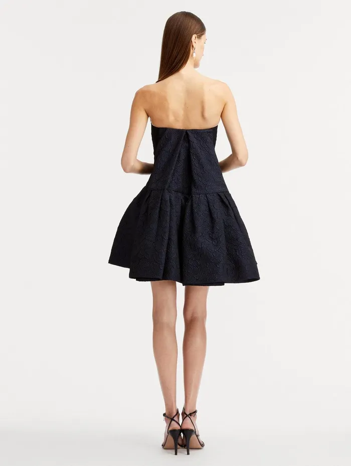 Textured Floral Cloqu CapeBack Dress Navy Women Oscar De La Renta Dresses Textured Floral Cloqu CapeBack Dress Navy Women Oscar De La Renta Dresses