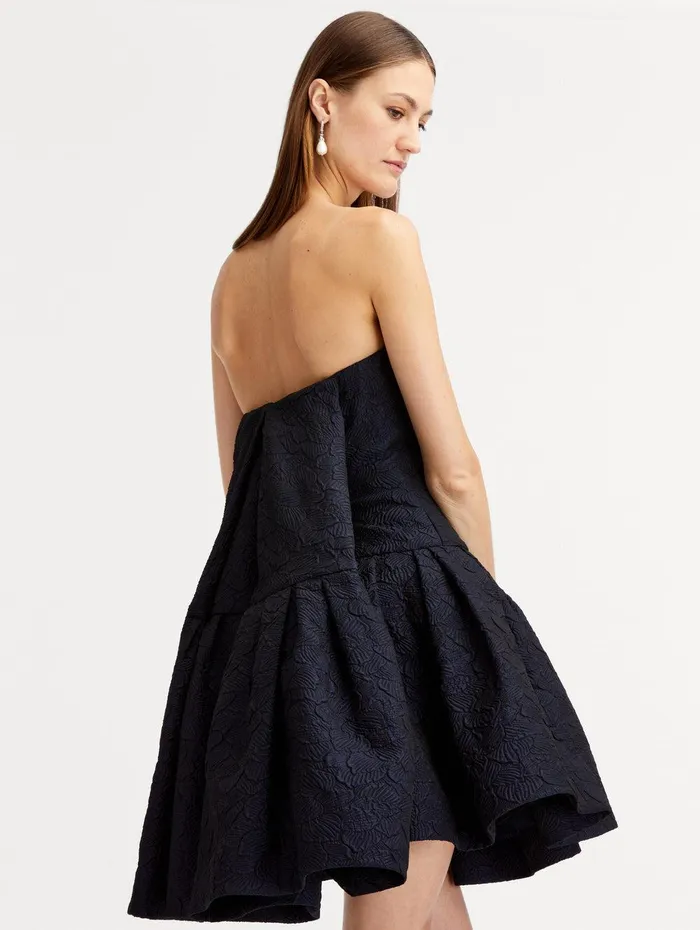 Textured Floral Cloqu CapeBack Dress Navy Women Oscar De La Renta Dresses Textured Floral Cloqu CapeBack Dress Navy Women Oscar De La Renta Dresses