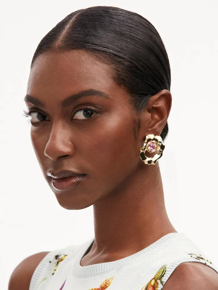 Textured Metal Earrings Rose Women Oscar De La Renta Earrings