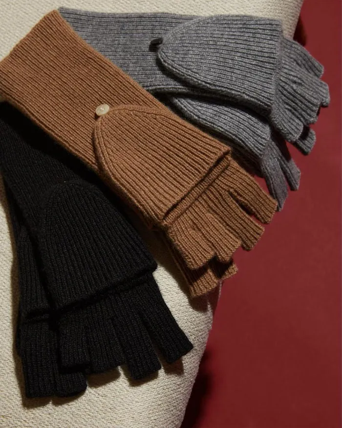 Theory FoldBack Gloves In Cashmere Black Women Hats Gloves Scarves Theory FoldBack Gloves In Cashmere Black Women Hats Gloves Scarves