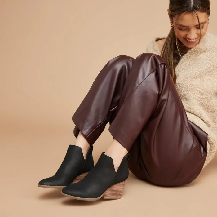 Toms Boots and Booties Eliza Heeled Boot Black Nubuck Leather 8211 Women Toms Boots and Booties Eliza Heeled Boot Black Nubuck Leather 8211 Women