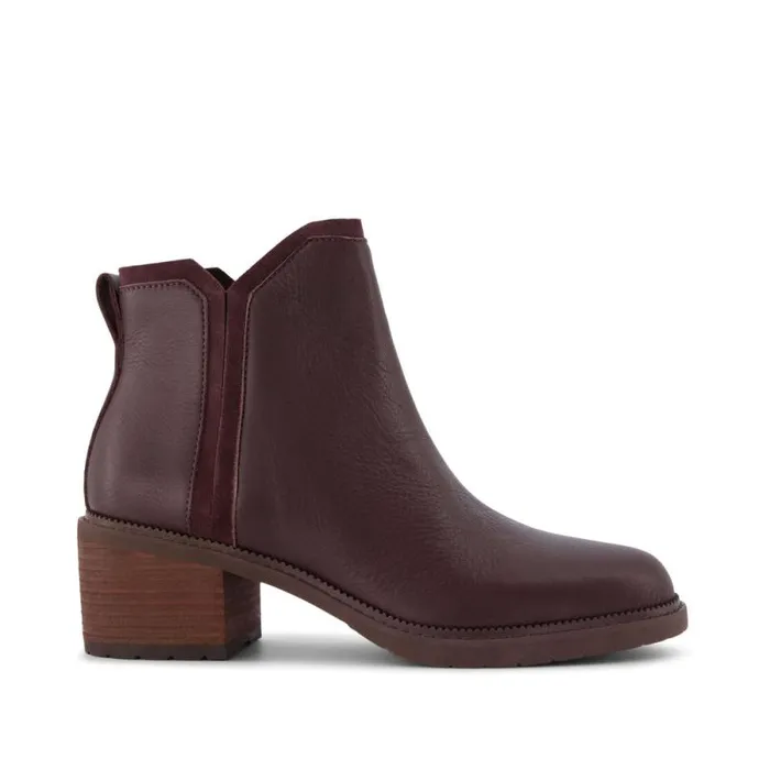Toms Boots and Booties Hailey Ankle Boot Water Resistant Blackberry Leather 8211 Women Toms Boots and Booties Hailey Ankle Boot Water Resistant Blackberry Leather 8211 Women