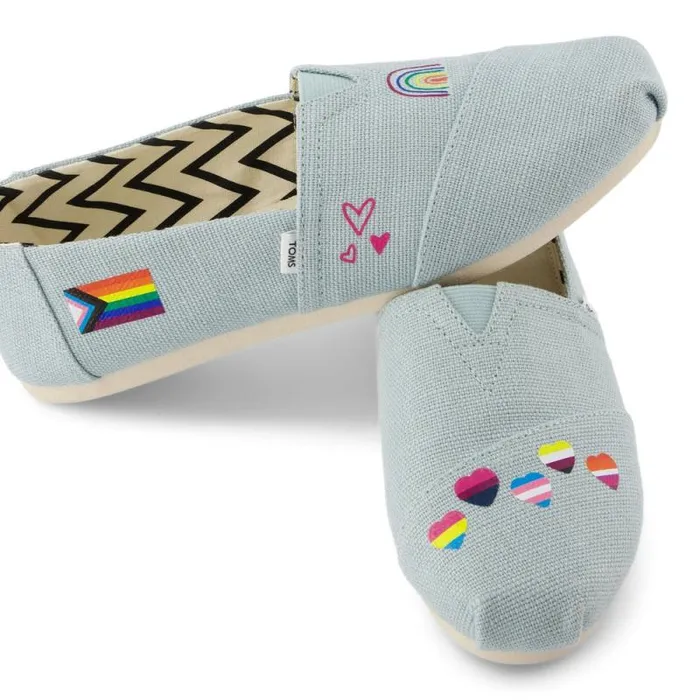 Toms Shoe Tattoos TOMS Shoe Tattoos 2 Pack Pride Rainbow 8211 Gear Toms Shoe Tattoos TOMS Shoe Tattoos 2 Pack Pride Rainbow 8211 Gear