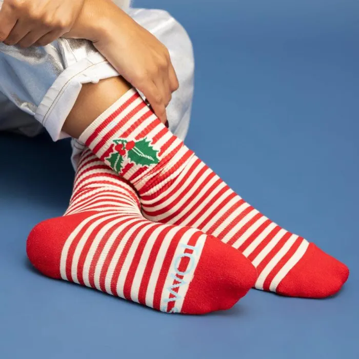 Toms Socks Crew Socks Candy Cane Holiday Print 8211 Gear Toms Socks Crew Socks Candy Cane Holiday Print 8211 Gear