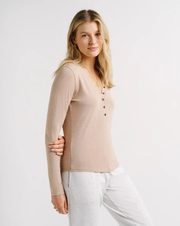 TravisMathew CLOUD JERSEY HENLEY Natural Women Shirts and Tops TravisMathew CLOUD JERSEY HENLEY Natural Women Shirts and Tops