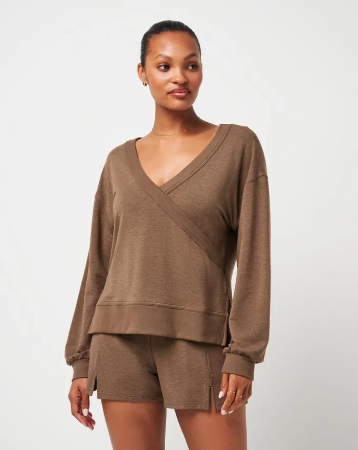 TravisMathew SEPTEMBER MORNING CLOUD TOP Heather Cocoa Brown Women Shirts and Tops