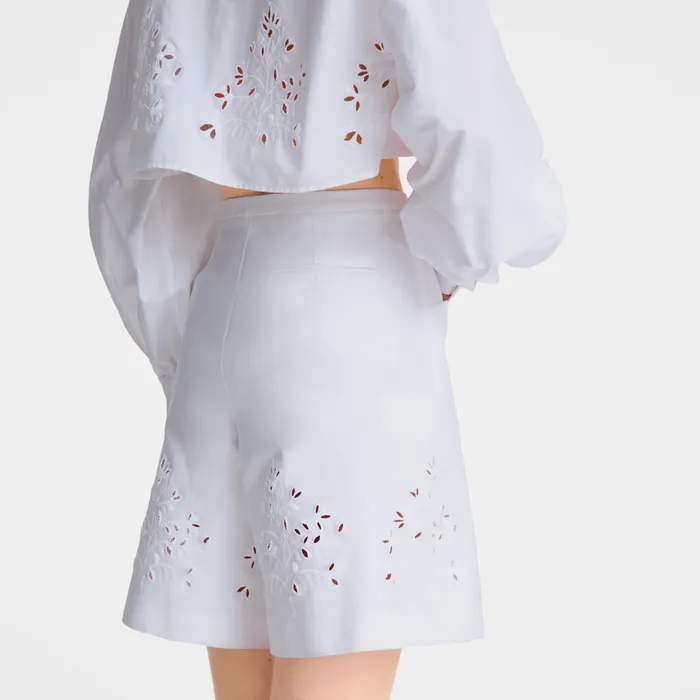 Trousers and shorts Longchamp Women Bermuda shorts White Trousers and shorts Longchamp Women Bermuda shorts White