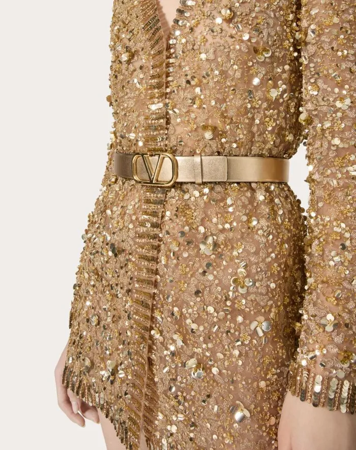 Valentino Belts Woman Vlogo Signature Reversible Belt In Metallic And Shiny Calfskin 30 Mm For Woman In Goldblack Goldblack Valentino Belts Woman Vlogo Signature Reversible Belt In Metallic And Shiny Calfskin 30 Mm For Woman In Goldblack Goldblack