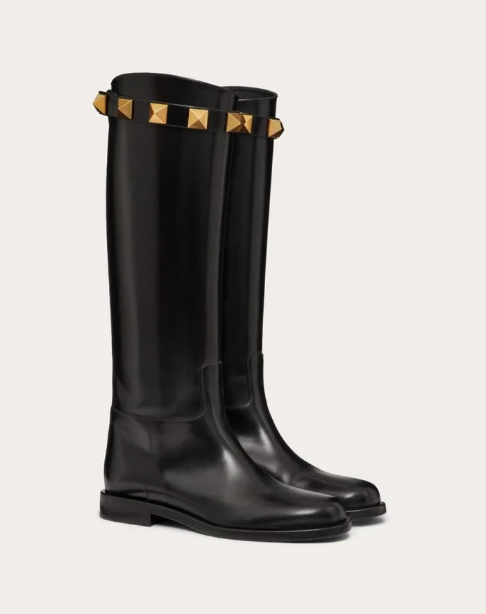 Valentino Boots Woman Calfskin Leather Roman Stud Boot 15mm For Woman In Black Black Valentino Boots Woman Calfskin Leather Roman Stud Boot 15mm For Woman In Black Black