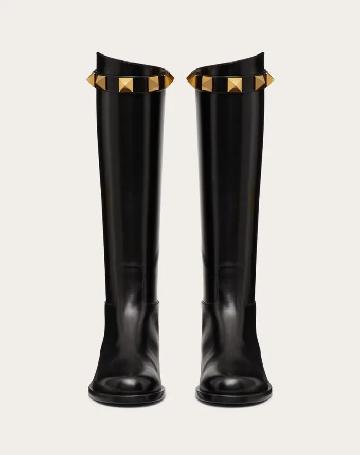Valentino Boots Woman Calfskin Leather Roman Stud Boot 15mm For Woman In Black Black Valentino Boots Woman Calfskin Leather Roman Stud Boot 15mm For Woman In Black Black