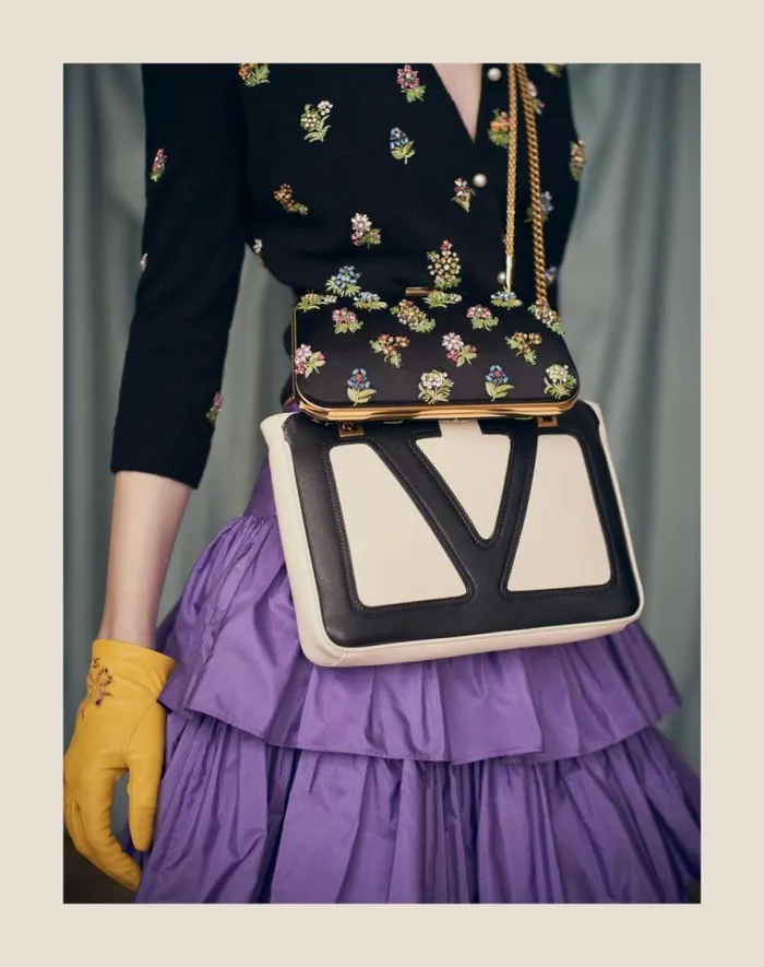 Valentino Mini Bags Woman Carry Secrets Satin Minaudiere With Floral Embroidery For Woman In Beige Beige Valentino Mini Bags Woman Carry Secrets Satin Minaudiere With Floral Embroidery For Woman In Beige Beige