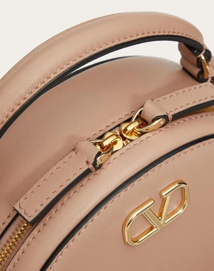 Valentino Mini Bags Woman Vlogo Signature Calfskin Mini Bag For Woman In Ivory Ivory Valentino Mini Bags Woman Vlogo Signature Calfskin Mini Bag For Woman In Ivory Ivory