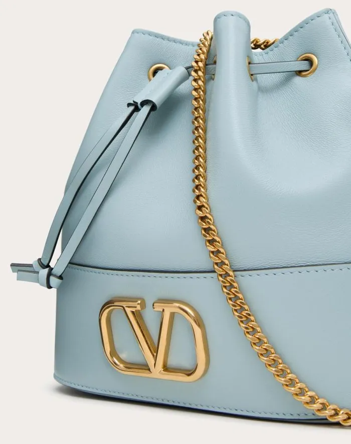 Valentino Shoulder Bags Woman Mini Bucket Bag In Nappa With Vlogo Signature Chain For Woman In Light Ivory Light Ivory Valentino Shoulder Bags Woman Mini Bucket Bag In Nappa With Vlogo Signature Chain For Woman In Light Ivory Light Ivory