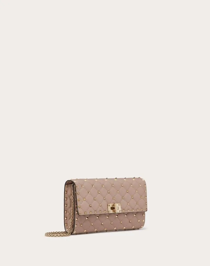 Valentino Shoulder Bags Woman Rockstud Spike Nappa Leather Crossbody Clutch Bag For Woman In Poudre Poudre Valentino Shoulder Bags Woman Rockstud Spike Nappa Leather Crossbody Clutch Bag For Woman In Poudre Poudre