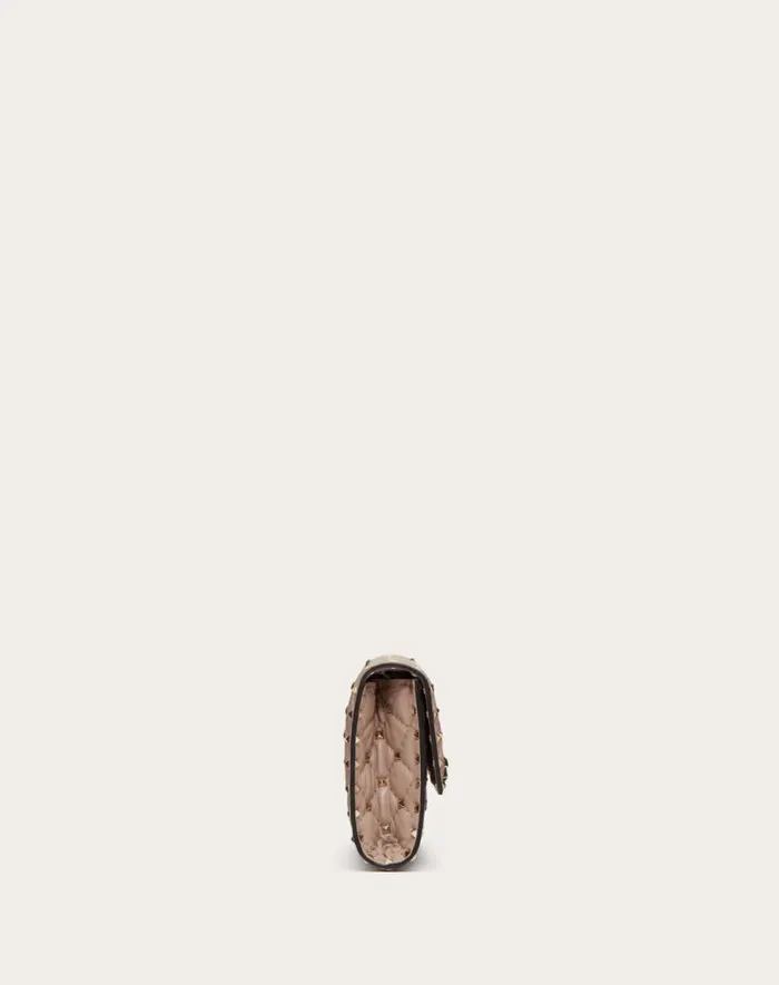 Valentino Shoulder Bags Woman Rockstud Spike Nappa Leather Crossbody Clutch Bag For Woman In Poudre Poudre Valentino Shoulder Bags Woman Rockstud Spike Nappa Leather Crossbody Clutch Bag For Woman In Poudre Poudre
