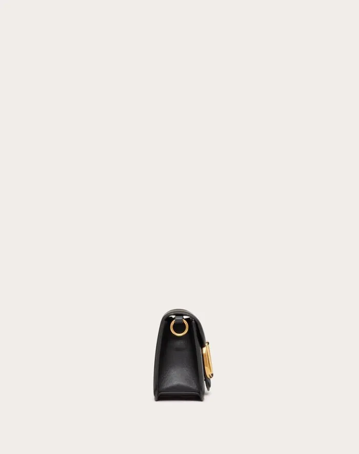 Valentino Shoulder Bags Woman Valentino Garavani Loc Calfskin Shoulder Bag For Woman In Gea Green Gea Green Valentino Shoulder Bags Woman Valentino Garavani Loc Calfskin Shoulder Bag For Woman In Gea Green Gea Green