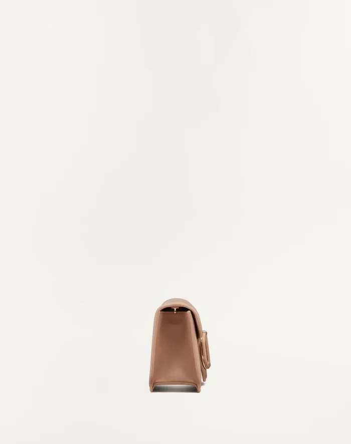 Valentino Shoulder Bags Woman Valentino Garavani Loc Calfskin Shoulder Bag For Woman In Ivory Ivory Valentino Shoulder Bags Woman Valentino Garavani Loc Calfskin Shoulder Bag For Woman In Ivory Ivory
