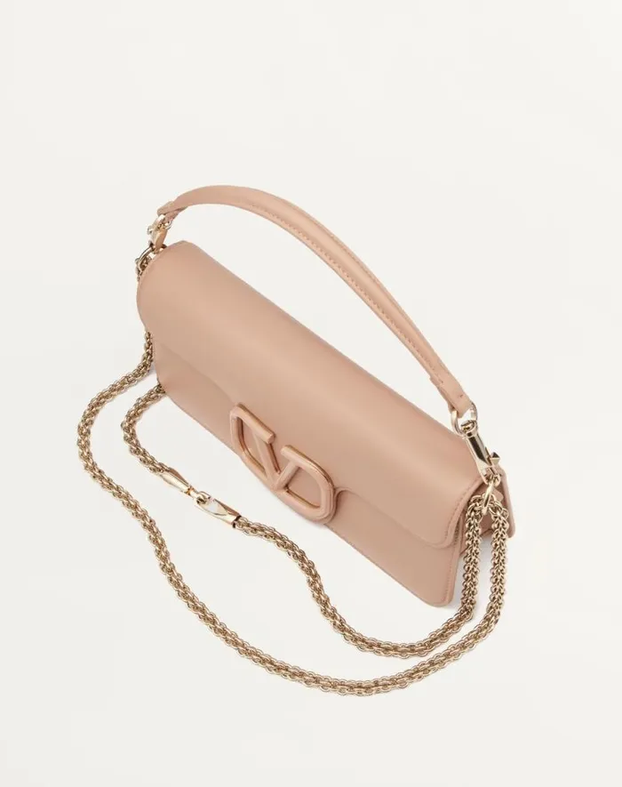 Valentino Shoulder Bags Woman Valentino Garavani Loc Calfskin Shoulder Bag For Woman In Ivory Ivory Valentino Shoulder Bags Woman Valentino Garavani Loc Calfskin Shoulder Bag For Woman In Ivory Ivory
