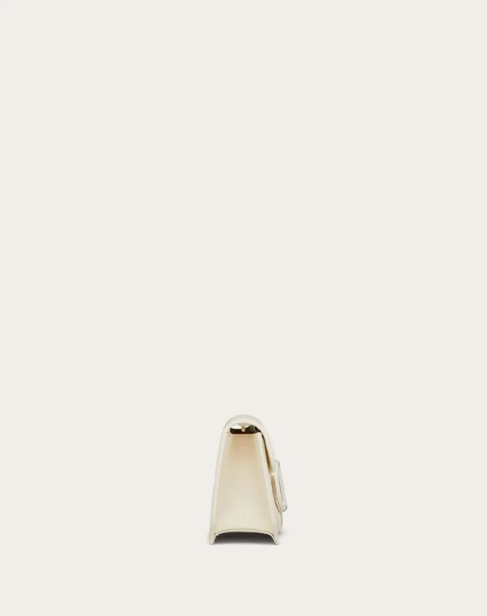 Valentino Shoulder Bags Woman Valentino Garavani Loc Calfskin Shoulder Bag For Woman In Ivory Ivory Valentino Shoulder Bags Woman Valentino Garavani Loc Calfskin Shoulder Bag For Woman In Ivory Ivory
