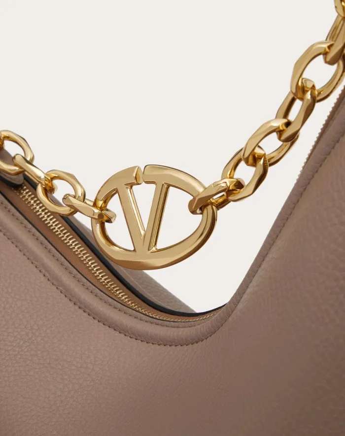 Valentino Shoulder Bags Woman Vlogo Moon Medium Grainy Calfskin Hobo Bag With Chain For Woman In Black Black