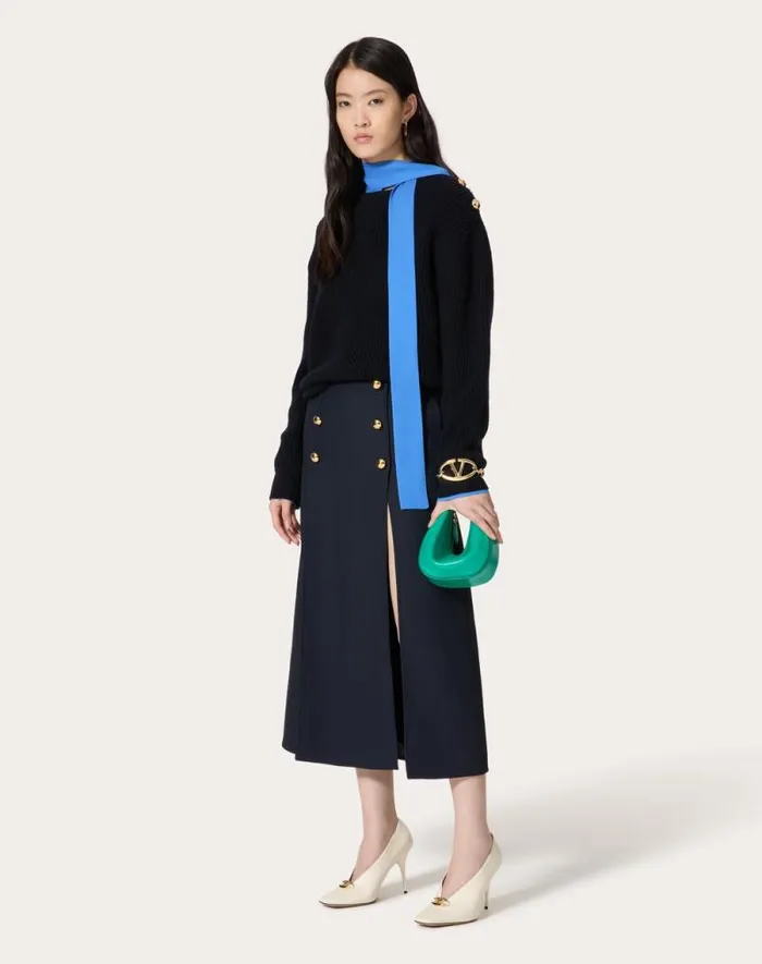 Valentino Shoulder Bags Woman Vlogo Moon Mini Hobo Bag In Nappa Leather With Chain For Woman In Camellia Camellia