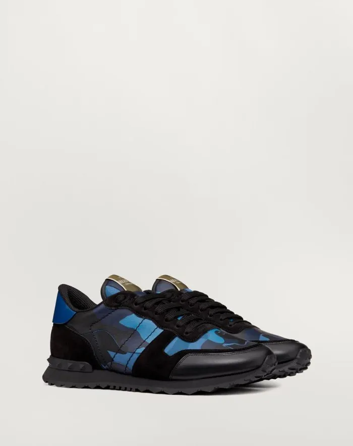 Valentino Sneakers Man Camouflage Rockrunner Sneaker For Man In Cobaltmarine Cobaltmarine Valentino Sneakers Man Camouflage Rockrunner Sneaker For Man In Cobaltmarine Cobaltmarine