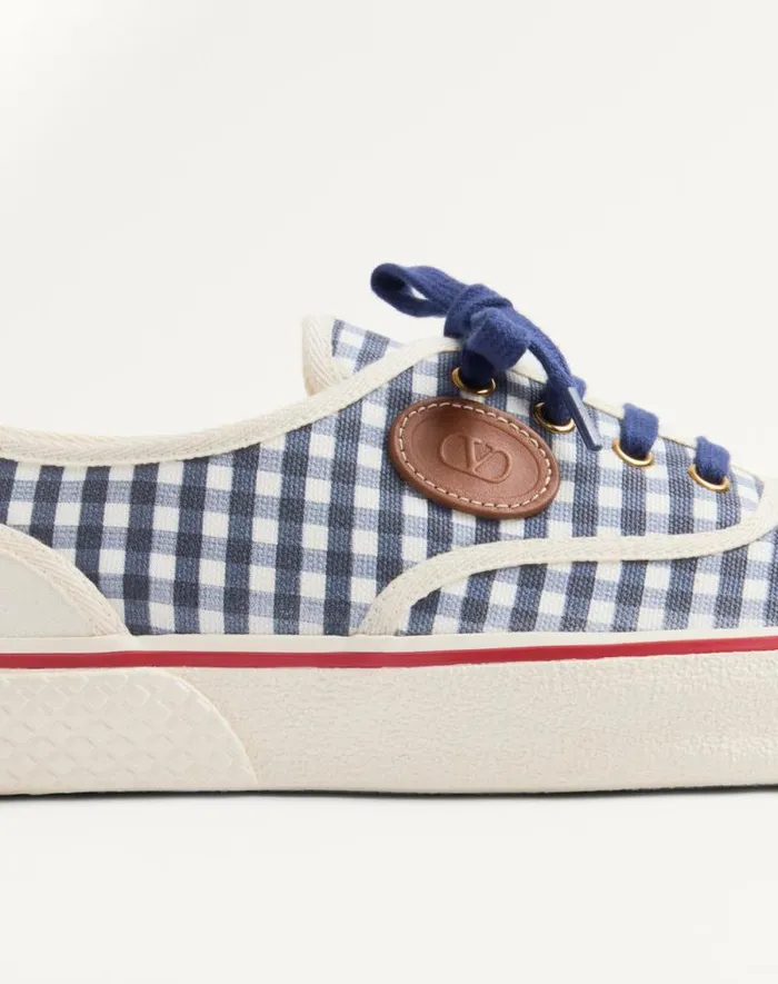 Valentino Sneakers Man Nojoke Sneaker In Canvas Fabric With Vichy Print For Man In Ivoryindigocuir Ivoryindigocuir Valentino Sneakers Man Nojoke Sneaker In Canvas Fabric With Vichy Print For Man In Ivoryindigocuir Ivoryindigocuir