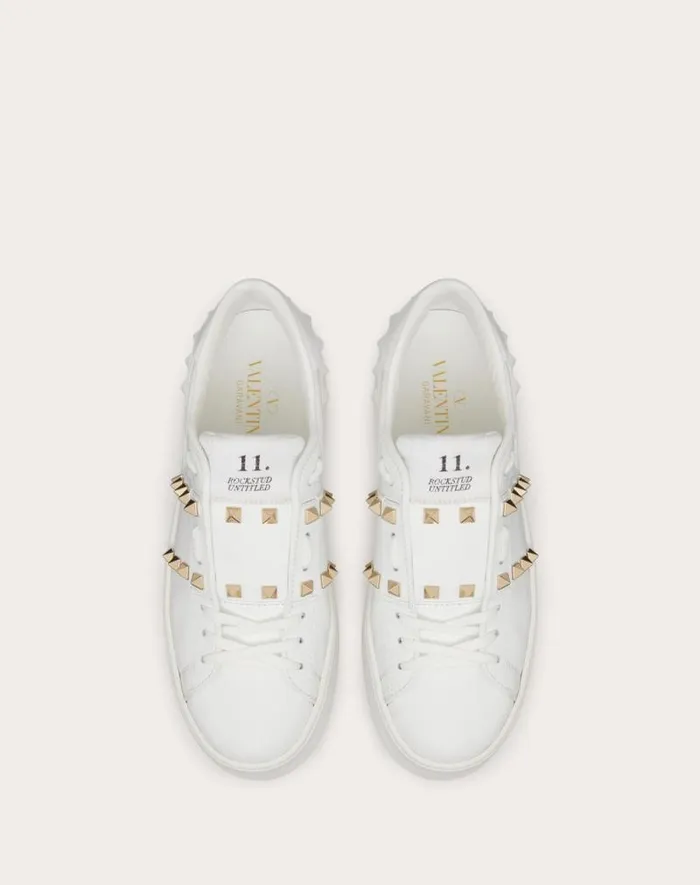 Valentino Sneakers Woman Flatform Rockstud Untitled Sneaker In Calfskin For Woman In White White Valentino Sneakers Woman Flatform Rockstud Untitled Sneaker In Calfskin For Woman In White White