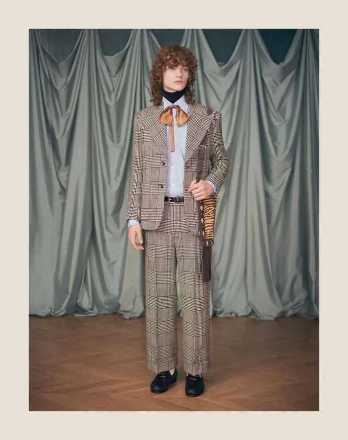Valentino Suits Man Wool Pants With Turnups With Check Pattern On Houndstooth For Man In Ivoryblack Ivoryblack