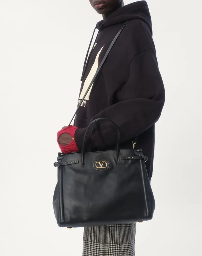 Valentino Tshirts And Sweatshirts Man Cotton Hooded Sweatshirt With Chez Valentino Print For Man In Black Black Valentino Tshirts And Sweatshirts Man Cotton Hooded Sweatshirt With Chez Valentino Print For Man In Black Black