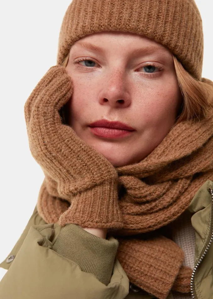 Whistles Hats Gloves and Scarves Camel Lambswool Gloves 8211 Women