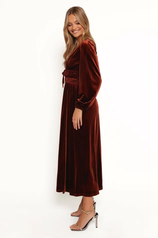 Winter Dresses Women Petal and Pup Cece Velvet Long Sleeve Maxi Dress Rust