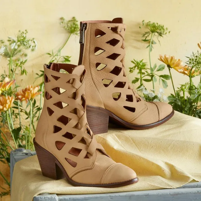 Women Audree Boots Tan Sundance Catalog Boots