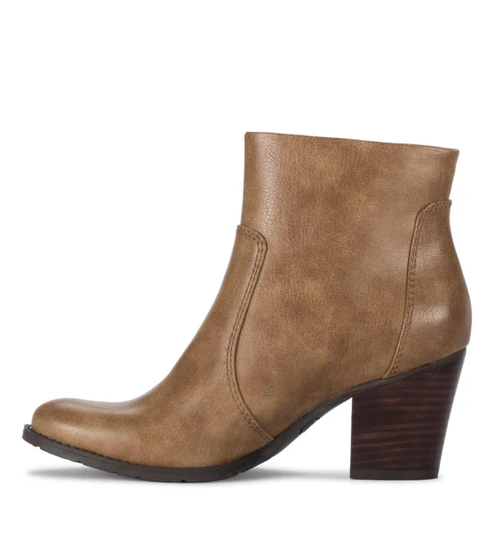 Women Baretraps Booties Legacy Bootie Clay