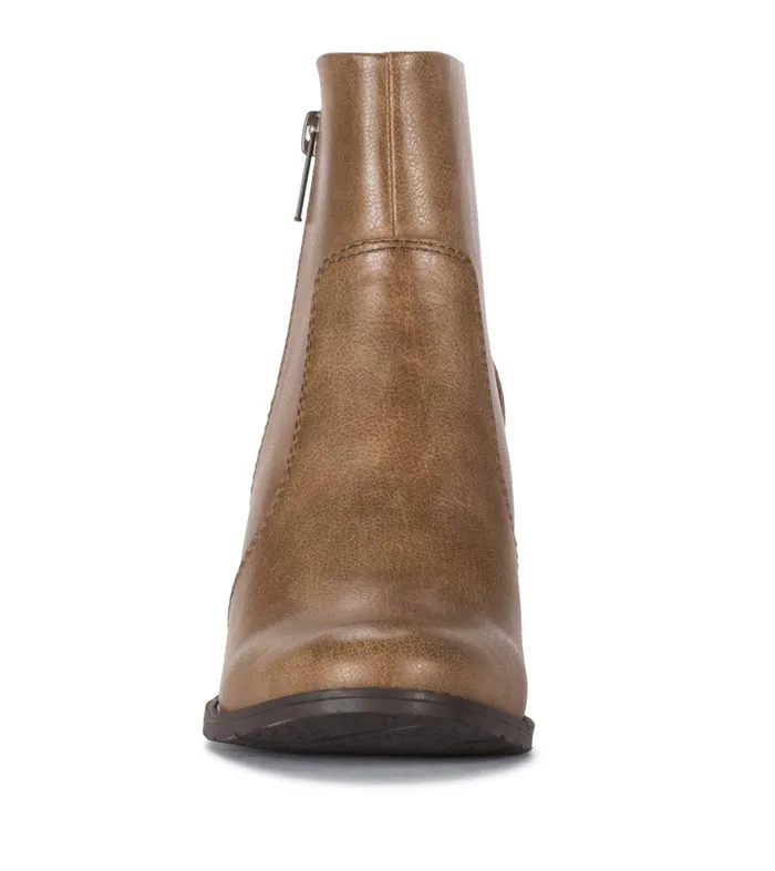 Women Baretraps Booties Legacy Bootie Clay