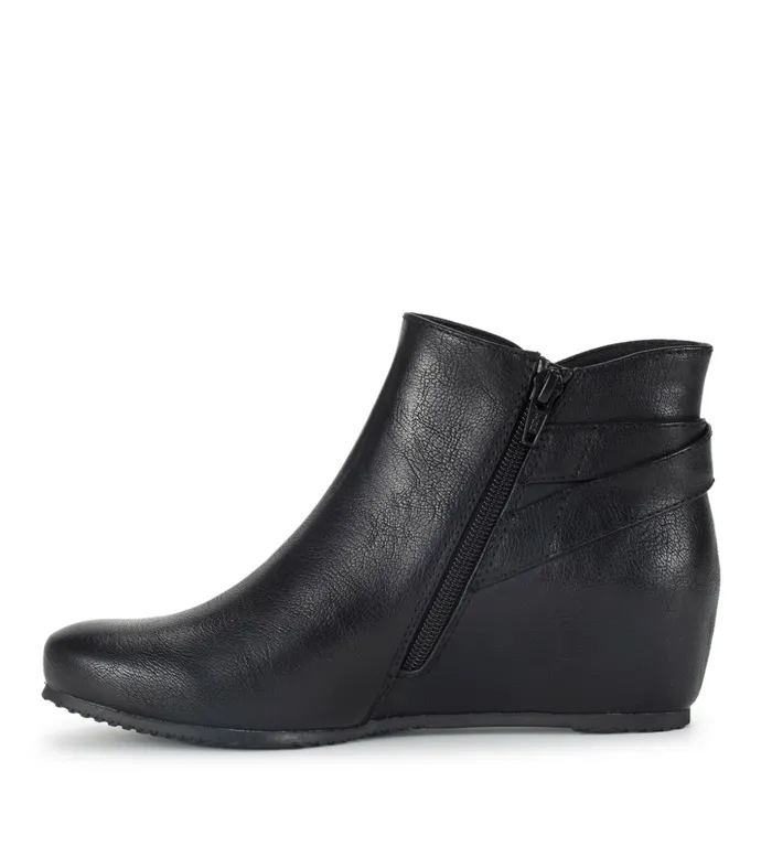 Women Baretraps Booties Serena Wedge Bootie Black