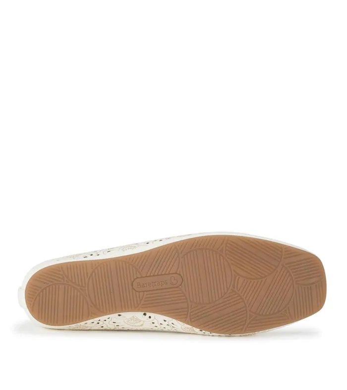 Women Baretraps Flats and Loafers Chika Casual Flat Cream