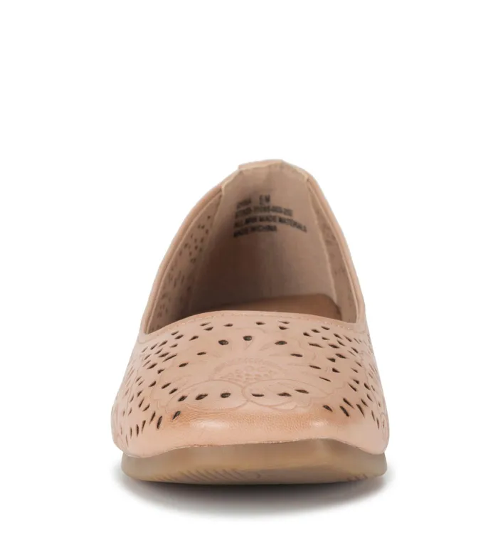 Women Baretraps Flats and Loafers Chika Casual Flat Rouge