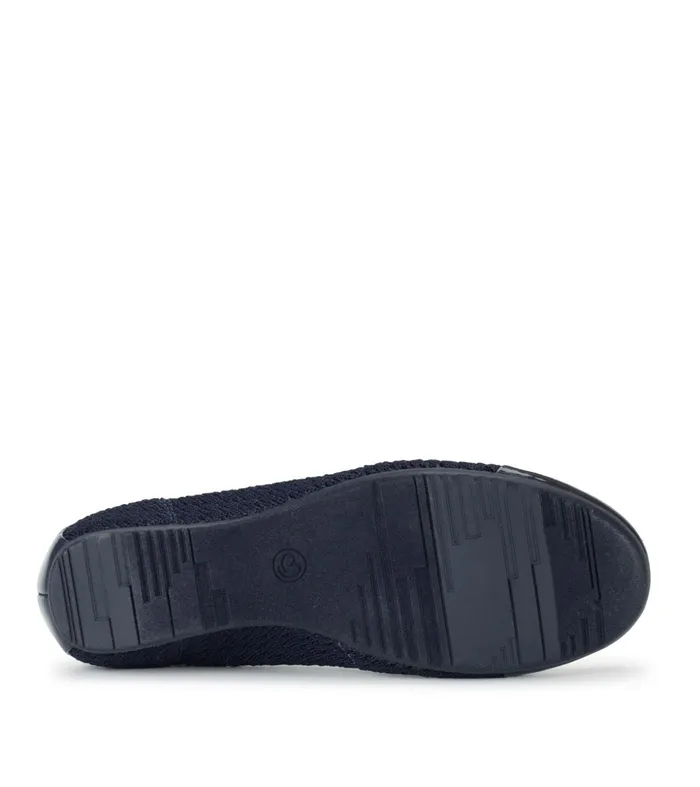 Women Baretraps Flats and Loafers Mia Casual Flat Navy
