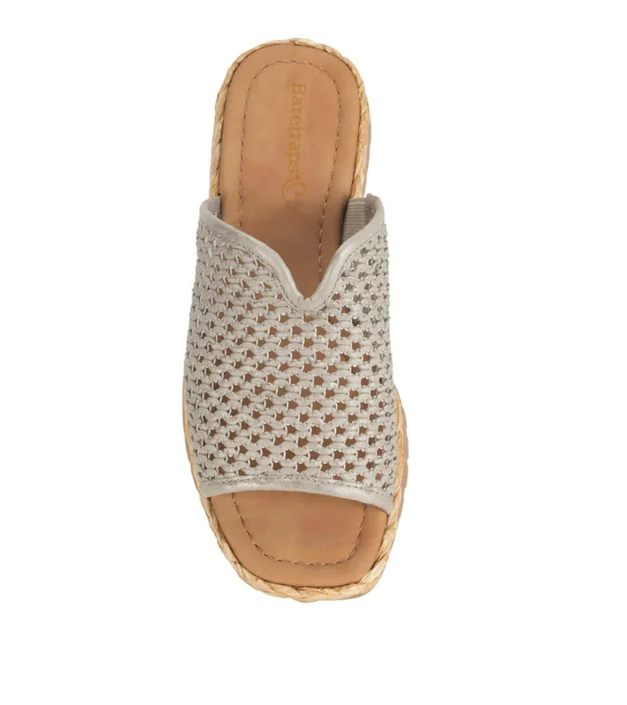Women Baretraps Slides and Slip On Sandals Tasmine Slide Sandal Champagne