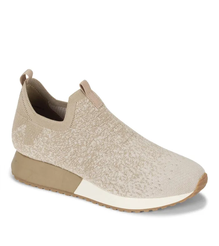 Women Baretraps Slipon Sneakers Pringer Slip On Sneaker Sand