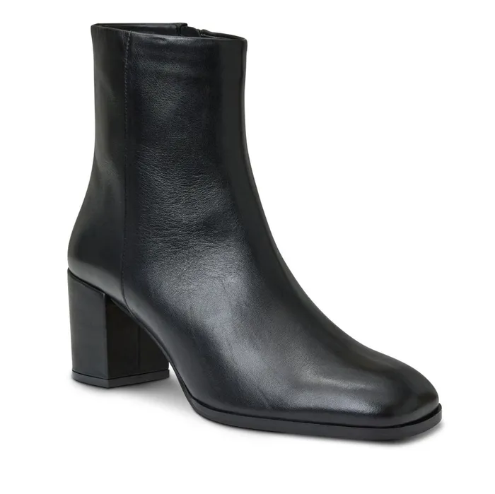Women Boots Bruno Magli Fenice Side Zip Boot Black