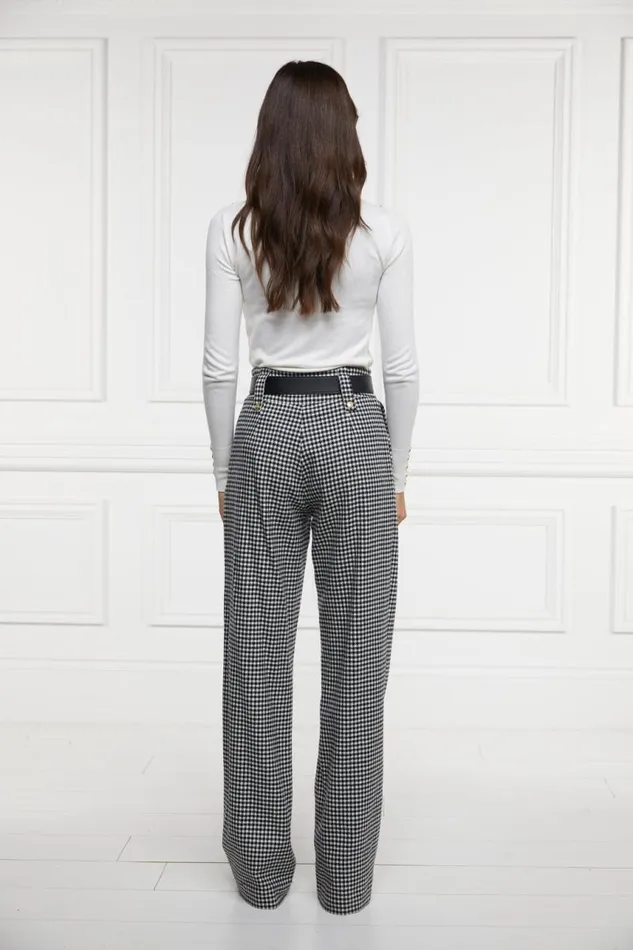 Women In Stock Tailoring Holland Cooper High Waisted Straight Trouser Black and White Puppy Tooth Women In Stock Tailoring Holland Cooper High Waisted Straight Trouser Black and White Puppy Tooth