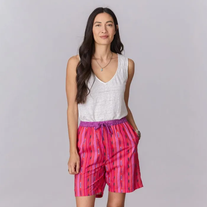 Women Leia II Shorts Black Floral Sundance Catalog Pants and Shorts