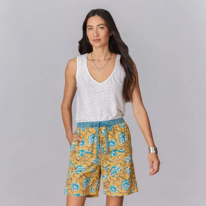 Women Leia II Shorts Black Floral Sundance Catalog Pants and Shorts