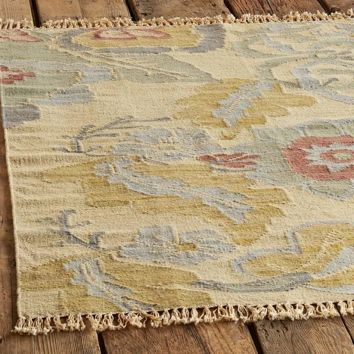 Women Passion Flower Kilim Rug Sundance Catalog Rugs