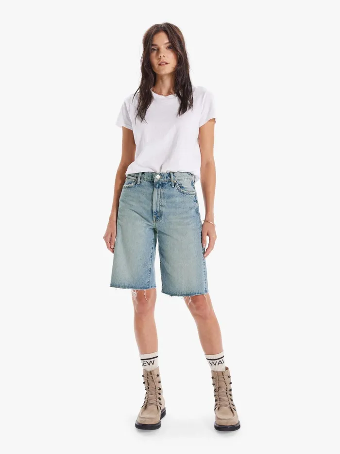 Women Relaxed Mother Denim The Undercover Knee Fray Short Lightpastel Blue