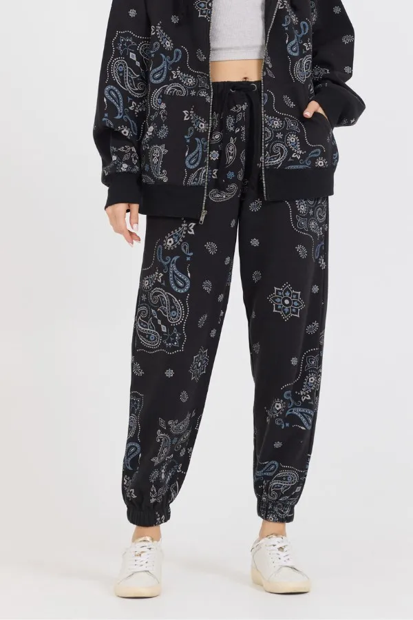 Women Vintage Havana Joggers Black Bandana Printed Fleece Jogger Black