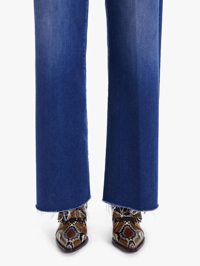 Women Wide Leg Mother Denim The Roller Fray Medium Blue