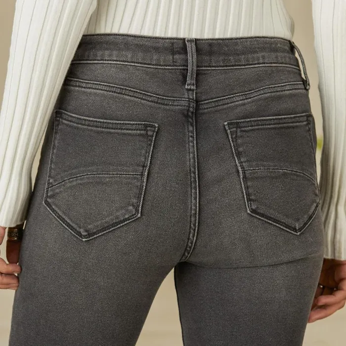 Women Wyatt Classic Flare Jeans Ink Blue Sundance Catalog Denim Shop Women Wyatt Classic Flare Jeans Ink Blue Sundance Catalog Denim Shop